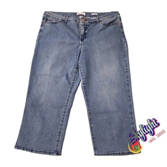 Nine West Denim - Nine West Women's Chrystie Blue Capri Denim Jeans Missy Medium Wash Size 16